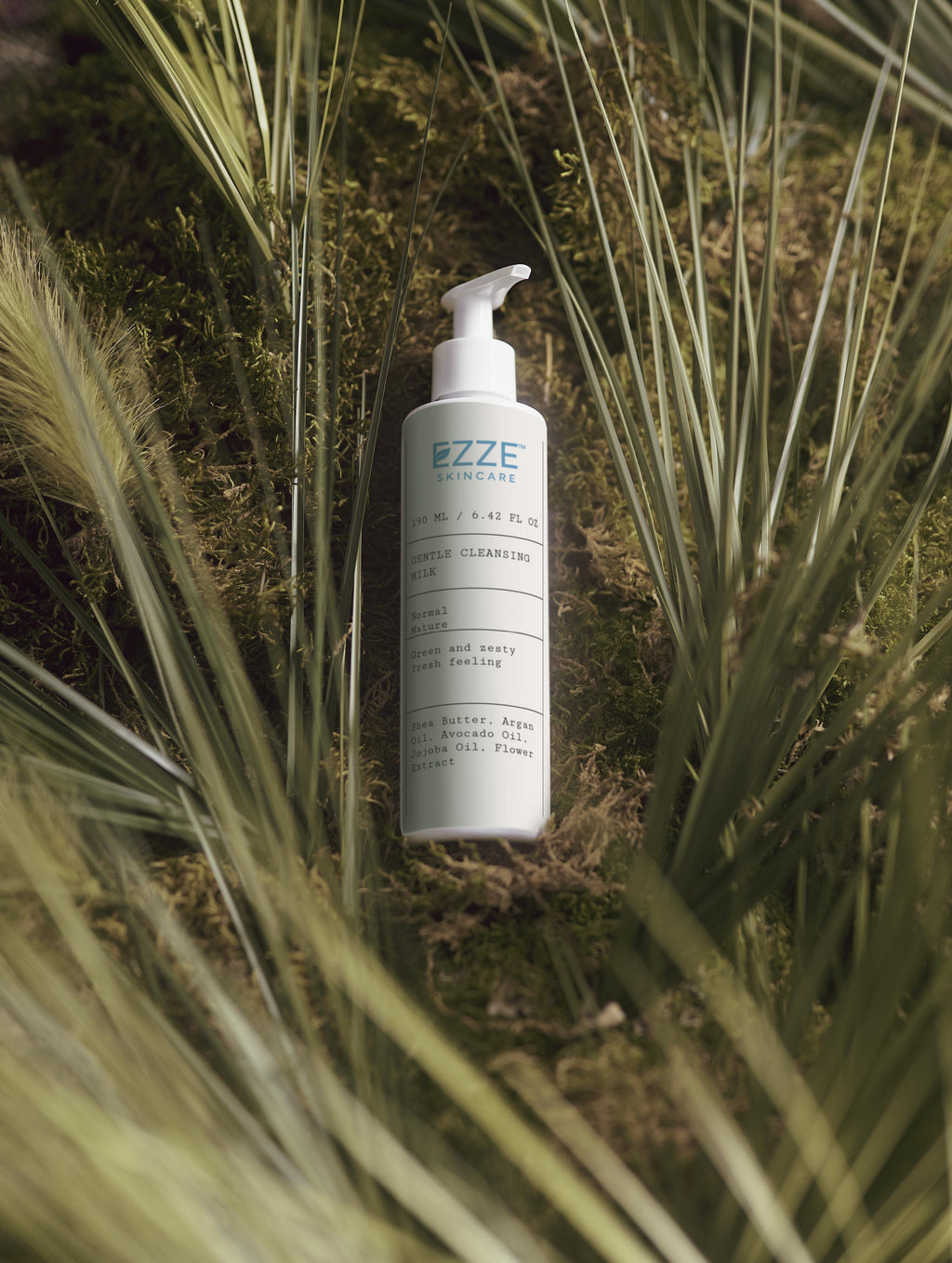 EZZE Gentle Cleansing Milk