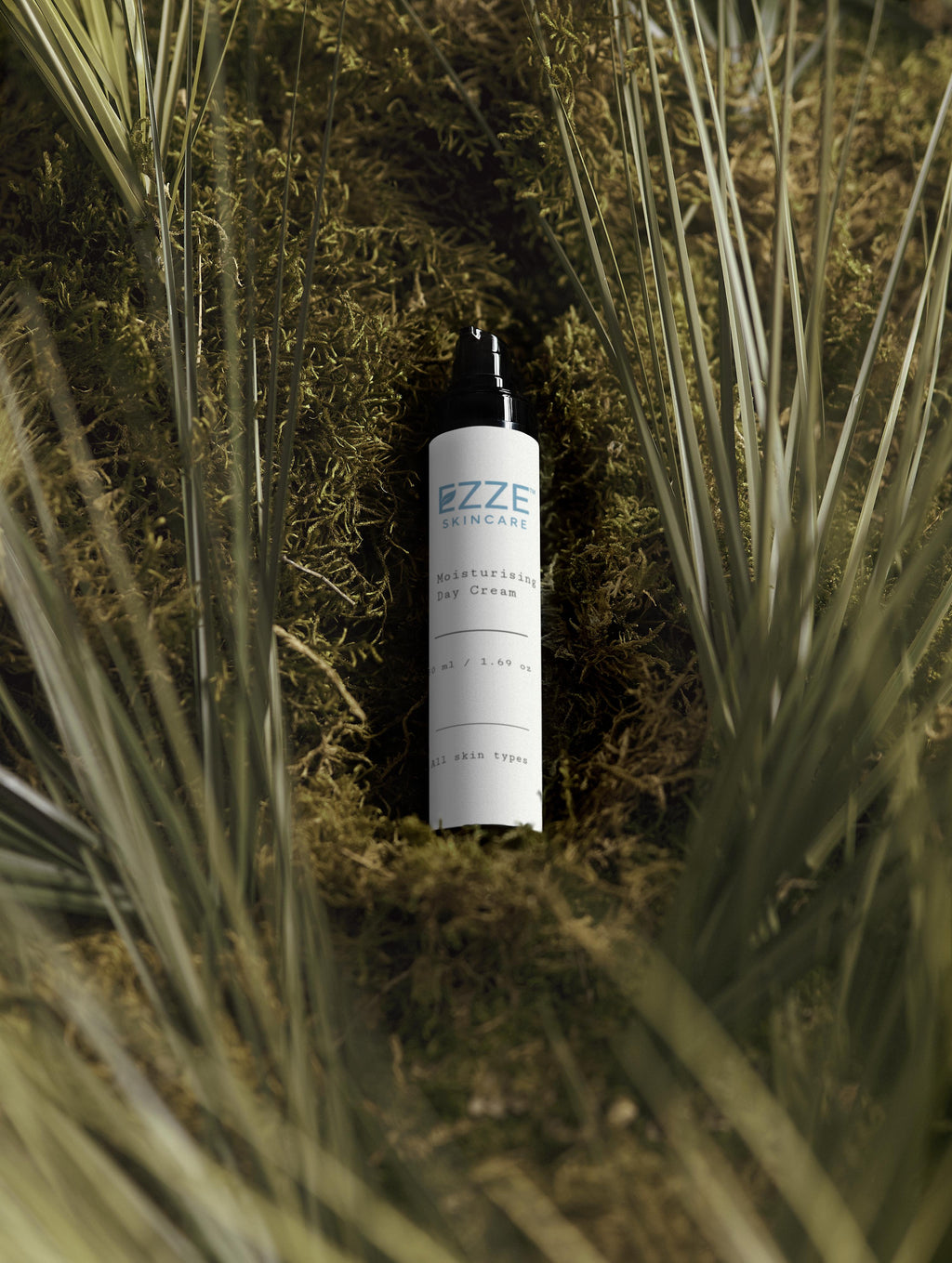 EZZE Moisturizing Day Cream